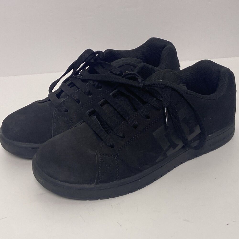 DC Shoes Youth Gaveler Skate Shoes 6.5 All Black  Rubber Sole Padded Collar